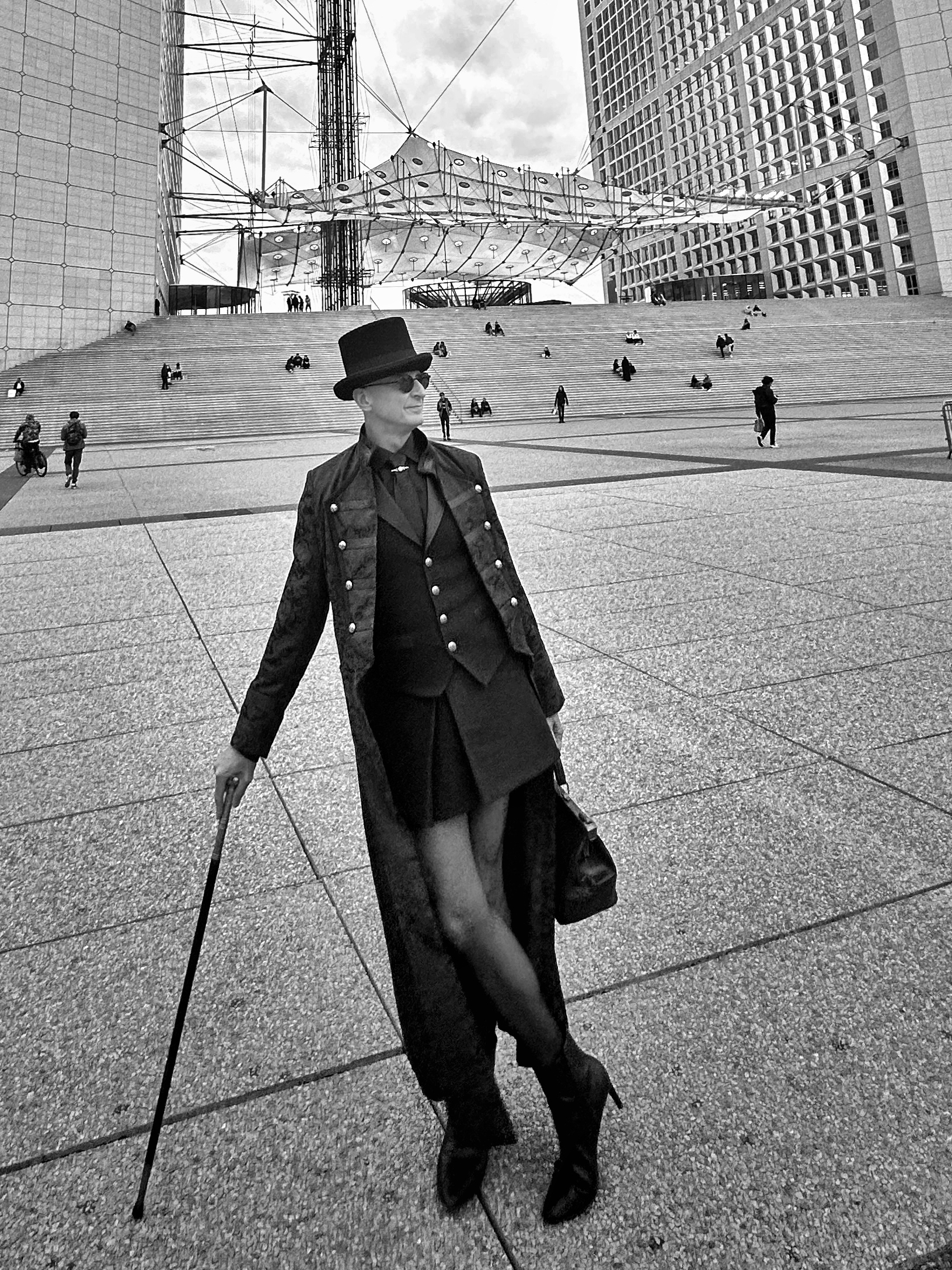 Ambros Varius mentaliste à Paris la Défense