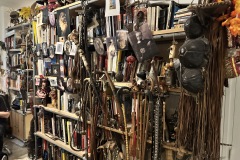 Chez Michel Haillard pour les accessoires d'Origines 3